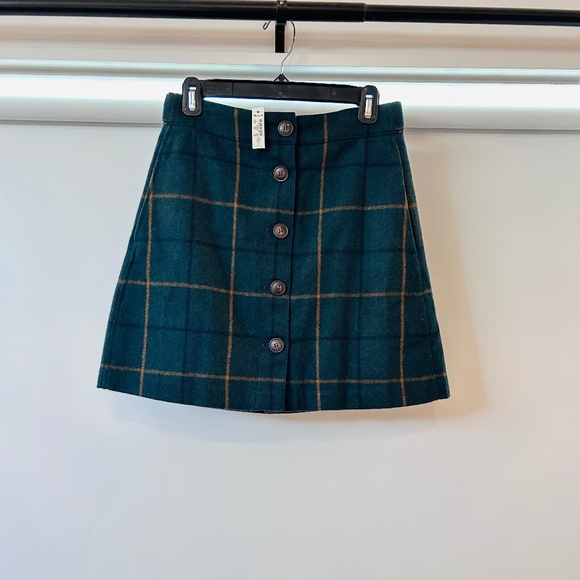 Madewell Wool Button-Front Mini Skirt in Windowpane - Picture 7 of 8
